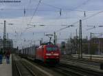 152 129-3 mit einem KLV Sattelauflieger am Heimeranplatz auf der Fahrt richtung sterreich, 20.03.2010