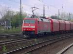 BR 152 am 08.04.2004 mit Gterzug in Oberhausen-Osterfeld