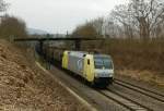 ES 64 F-902 (91 80 6152 197-0) der ITL ist mit einem Leerkokszug am 26.01.2012 in Bruchmhlbach-Miesau