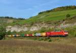 152 108 mit einem Containerzug am 24.09.2011 unterwegs bei Himmelstadt.