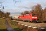 152 157-4 und eine weitere 152 am 28.11.2009 zwischen Sachsenheim und Bietigheim-Bissingen.