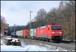 152 069 mit Containerzug am 10.02.13 in Vollmerz  