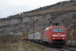 152 130 am 2.11.12 mit einem Containerzug in Thngersheim.