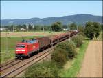 152 026(DB Cargo) fuhr am Morgen des 09.09.2006 mit einem gemischten Gterzug bei Grosachsen Heddesheim in Richtung Friedrichsfeld.