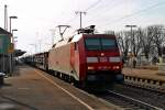 Am 25.01.2014 durchfuhr die Nürnberger 152 162-4 mit einem leerem Autotransportzug den Bahnhof Müllheim (Baden), der an der KBS 703 liegt, gen Freiburg (Brsg).