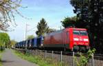 Am 17.04.2014 ist 152 070 mit Schiebewandwagen auf der linken Rheinstrecke (KBS 470) unterwegs. Aufgenommen zwischen Bonn hbf und Bonn-Bad Godesberg.
