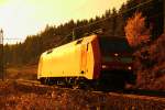 152 086-5 DB Schenker whrend des Sonnenuntergangs im Frankenwald bei Steinbach am 03.11.2014.