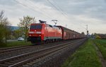 152 047-7 passiert mit einen Autozug Thüngersheim gesehen am 12.04.16.