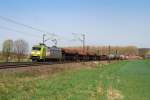 152 005 (CLAAS) mit Gterzug vor Retzbach-Zellingen (07.04.2011)