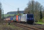 152 137-6 mit Containerzug in Fahrtrichtung Norden.