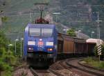 Frontal: 152 134-3 mit gemischtem Güterzug in Fahrtrichtung Süden. Aufgenommen in Lorchhausen am Rhein am 12.07.2014.