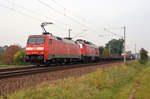 152 034 führte am 28.09.17 neben der Wagenlok 232 571 einen gemischten Güterzug durch Jeßnitz Richtung Bitterfeld.