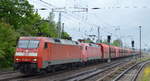 DB Cargo AG [D] mit der Doppeltraktion  152 064-2  [NVR-Nummer: 91 80 6152 064-2 D-DB] +  152 024-6  [NVR-Nummer: 91 80 6152 024-6 D-DB] mit dem Erzzug aus Hamburg Richtung Ziltendorf EKO am 04.05.20