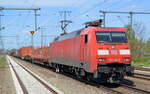 DB Cargo AG [D] mit  152 016-2  [NVR-Nummer: 91 80 6152 016-2 D-DB] und gemischtem Güterzug am 29.04.22 Durchfahrt Bf. Golm.