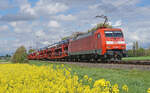 Lokomotive 152 038 am 28.04.2023 mit einem Autotransportzug in Mönchengaldbach.