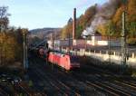 152 168-1 zieht am 31.Oktober 2013 einen gemischten Güterzug durch Kronach Richtung Saalfeld.