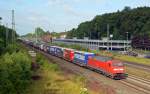 Am 02.07.14 rollte 152 071 mit einem Zug des kombinierten Verkehrs durch Tostedt gen Hamburg.