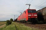 Am 12.05.2015 bespannte 152 110-3 zusammen mit 152 066-7 außerplanmäßig einen Tonerdezug aus Limburg (Lahn, als sie bei Hügelheim der Schweizer Grenze entgegen fuhren.