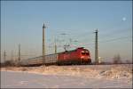 Schnee im nrdlichen Ruhrgebiet und ein DB-Taurus sind sehr sehr selten, beides zusammen ist noch viel seltener: 182 006 (9180 182 006-7 D-DB) bringt den IC 1803 von Flensburg nach Kln.