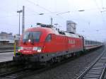 DB Railion 182 002-6 mit IC 1808, Ausfahrt Dortmund Hbf.(15.03.2009) 