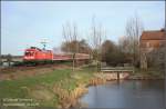 182 008 erreicht mit einem RE10 Cottbus - Leipzig den Bf Finsterwalde/Nl.