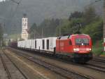 182-017 am 12.09.2009 in Wernstein am Inn auf den vorderen Wagen befinden sich die Zapfgaragen um deren Transport es inzwischen sehr still geworden ist