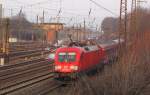 DB 182 005-9 mit der RB 16329 von Eisenach nach Halle (S) Hbf, am DB Werk Erfurt; 21.02.2011