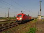 DB 182 014-1 mit der RB 16325 von Eisenach nach Halle (S) Hbf, in Naumburg (S) Hbf; 21.04.2011