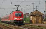 Und damit das Loknummern-Lotto der RB-Tauris in Grokorbetha komplett ist, gibt's auch noch ein Bild von 182 016-6 mit RB in Richtung Halle/Leipzig. Aufgenommen am 28.04.2011.