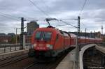 182 007-5 mit dem RE2 (RE 37381) von Wismar nach Cottbus, bei der Ausfahrt aus dem Berliner Hbf.