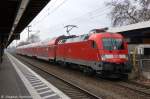 182 005 mit dem RE1 (RE 18185) von Brandenburg Hbf nach Frankfurt(Oder) im Brandenburger Hbf.