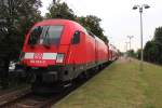 Eine Seltenheit und großes Highlight war am 18.09.2014 ein Taurus auf der KBS 510 zu sehen. Hier steht 182 019-0 mit der RB 17229, Zwickau (Sachs) Hbf - Dresden Hbf, in Zwickau-Pölbitz. Normalerweise werden die R30 von 143er bedient. Aber bei einem Leistungsverhältnis von 3200 kW pro Wagen könnte man fast jede Verspätung wieder gutmachen.