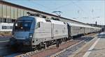 Hupac Lok ES 64 U2–102 steht im Bahnhof Trier zur abfahrt bereit um ihre Reise mit dem Sonderzug mit Endziel Linz am Rhein fortzusetzen.