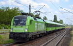 Flixtrain mit der MRCE Dispo   ES 64 U2-022  [NVR-Nummer: 91 80 6182 522-3 D-DISPO] und Wagengarnitur zur Bereitstellung oder Abstellung? am 10.07.21 Durchfahrt Bf.