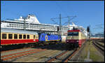 HanseSail 2026: Die Sonderz�ge AKE-Rheingold DZ 321 Warnem�nde - K�ln (Beacon 182 521) und DZ 338 Warnem�nde - G�ttingen (DB Museum 101 001 & IC-Steuerwagen D-DB 51 80 80-95 259-2 Bimmdzf  Mach's gut