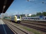 ES64U2 028 durchfhrt am 17.06.04 den Ostbahnhof.