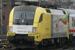 Der ES 64 U2 - 061 / 182 561-1 kalt am IC in Köln HBF am 23.12.2008