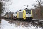 ES 64 U2 034 mit einem Gterzug am 13.02.2009 in Haar (bei Mnchen).