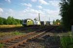 Eurogate Intermodal ES 64 U2-069 mit Containerzug auf der Fahrt nach Bremerhaven durch Eschwege West.