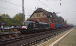 Die erste Begegnung am 23.10.2009, nachdem ich mich in Eichenberg stationiert hatte, war auch ne 001er Nummer, zumindest in der Dispo-Bezeichnung: ES 64 U2-001 (182 501-7) in Fahrtrichtung Kassel.