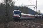 Am 16.03.2010 wurde wieder schwarz gefahren: ES 64 U2-074 bespannte den AZ 1392 Narbonne - Hamburg. Hier bei Albungen.
