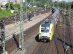 Ein Zug der Nord-Ostsee Bahn (NOB) mit einer Siemens-Dispolok an der Spitze fhrt in Hamburg Hbf ein. Die Aufnahme stammt vom 13.07.2005.