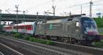 Auch eine sehenswerte Lok: 182 573-6 (ES 643 U2-073) bespannte den CNL 479 am 06.07.2010.