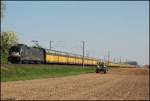 ES 64 U2 - 005 bespannte am 20.04.2011 den 16 Uhr Altmman von Landshut nach Regensburg.