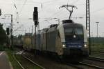 ES 64 U2-068 + 185 635 mit Gz am 30.8.11 in Duisburg-Bissingheim