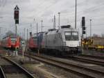 Am 25.02.2012 standen 183 500 und ES64U2-102 (182 602)in Stendal.