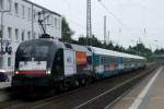 ES 64 U2-034 (182 534) HKX mit 4 Wagen und ES 64 U2-030 (182 530) auf Testfahrt kommend aus Hamburg Richtung Kln in Recklinghausen 2.7.2012