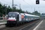 ES 64 U2-030 (182 530) HKX mit 5 Wagen und ES 64 U2-025 (182 525) auf Testfahrt bevor es am 23.7.2012 mit der neuen Verbindung Hamburg-Kln losgehen soll.14.7.2012 