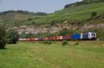 ES 64 U2 - 022 der Wiener Lokalbahn mit einem bunt gemischten Containerzug im schnen Maintal zwischen Karlstadt und Himmelstadt, 27.07.2012.