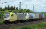 182 506 und 1216 955  Roland  mit Containerzug am 30.05.13 in Gtzenhof  